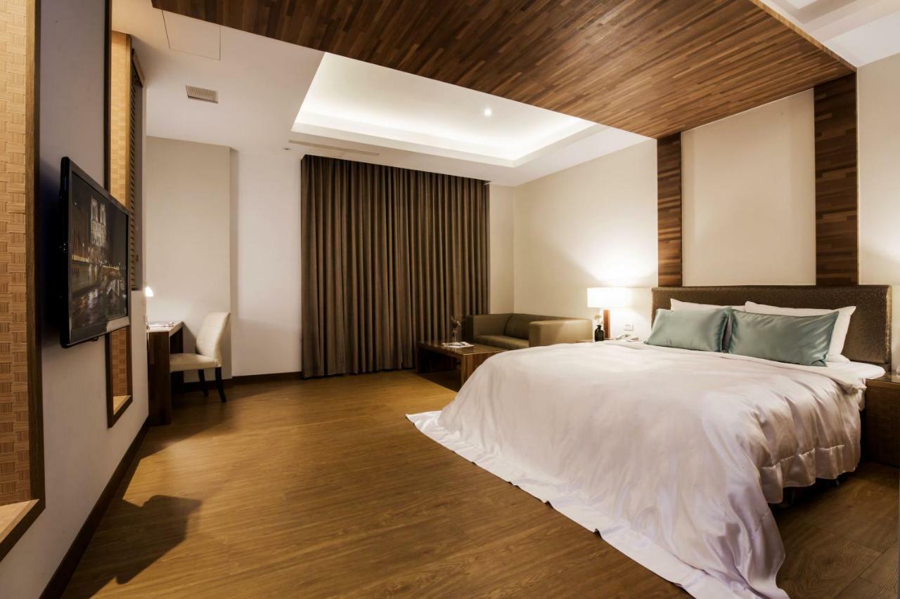 Duo Romance Hotel Hualien stad Exteriör bild