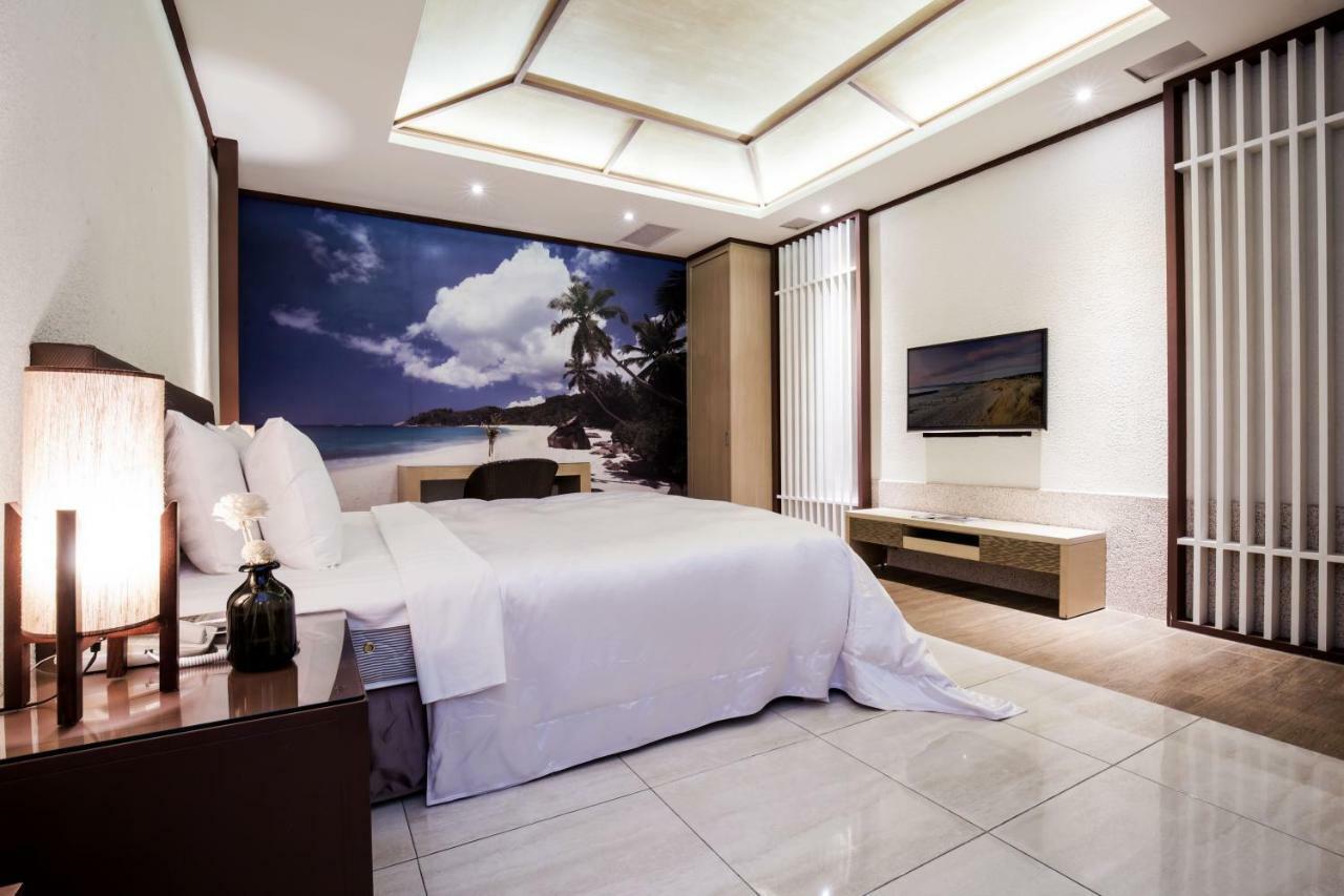 Duo Romance Hotel Hualien stad Exteriör bild