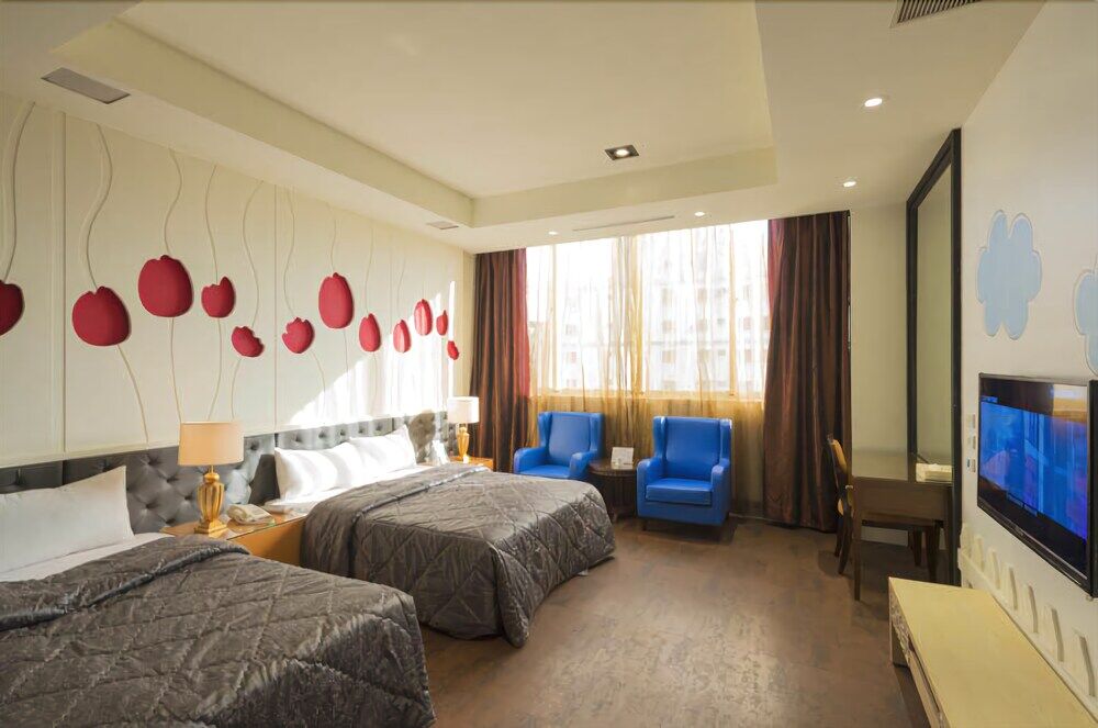 Duo Romance Hotel Hualien stad Exteriör bild